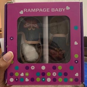 3-6 month baby girl shoes.